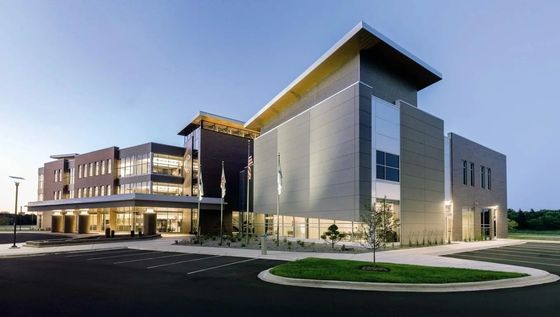Eco-friendly Industrial pré-construção de edifícios metálicos Estrutura de aço Resistência a intempéries