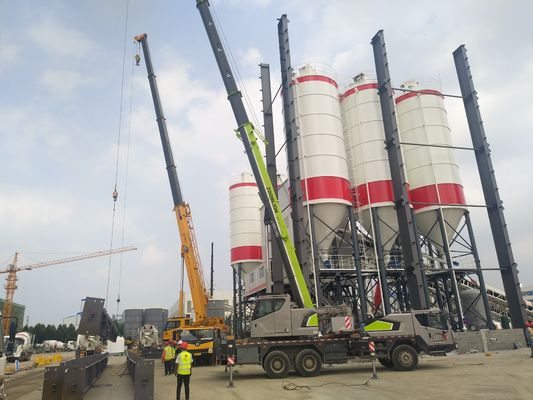 Oficina de estruturas comerciais de aço Armazém de aço pré-fabricado sob medida