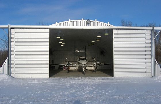 Hangar de aviões pré-projetados industriais H Beam Steel Hangar de aviões com porta