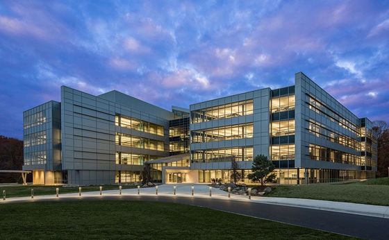 Edifício de aço pré-fabricado de vários andares Construção comercial Edifício de estrutura metálica