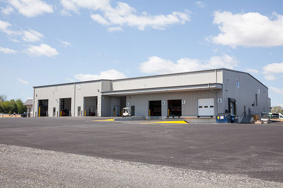 Estruturas de aço Construções metálicas Edifícios Oficinas de armazenagem Prefabricados Aço 4s Showroom de automóveis