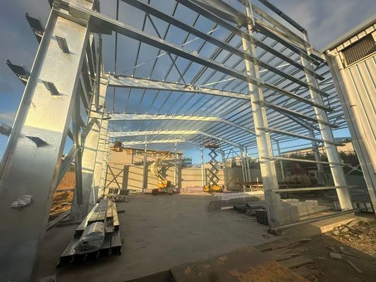 Superfície galvanizada por imersão quente Upgrade final Acessível Construção moderna de metal contemporâneo