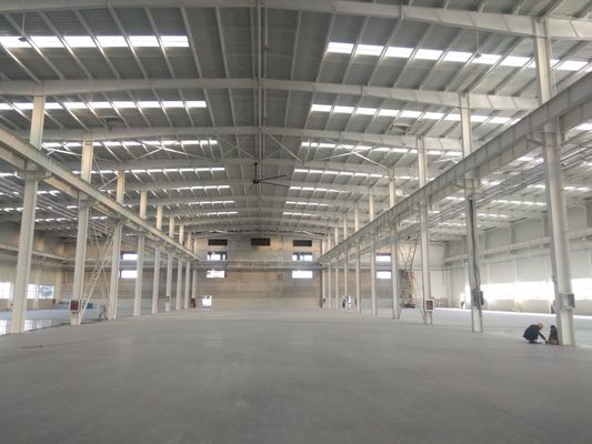 Tratamento de alta superfície Estrutura de aço pré-fabricada Comércio Edifício pré-fabricado amplamente utilizado