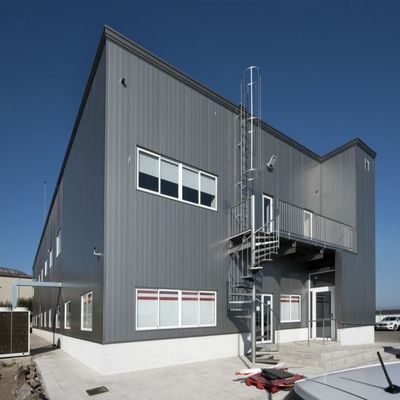 Edifício de escritório pré-fabricado comercial com estrutura de aço e armação metálica