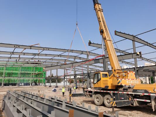 Edifício pré-construído de metal Q355B Estrutura de estrutura de estrutura de aço com viga H soldada Construção para armazenamento industrial